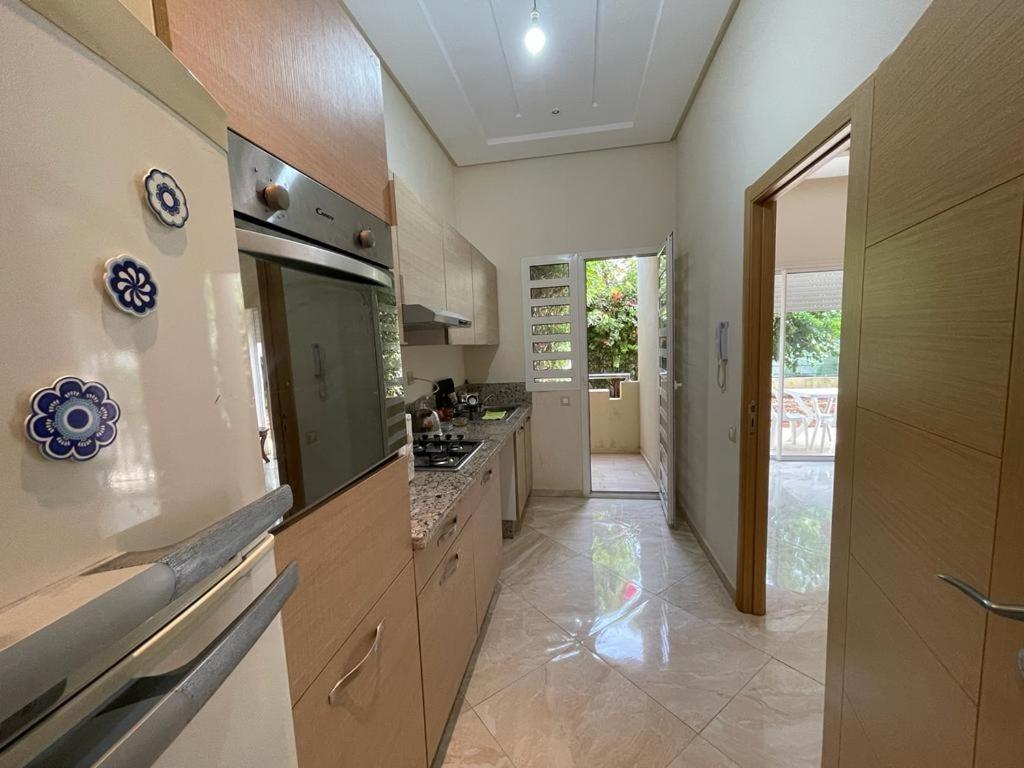 The Garden Corner Apartment Bouznika Luaran gambar