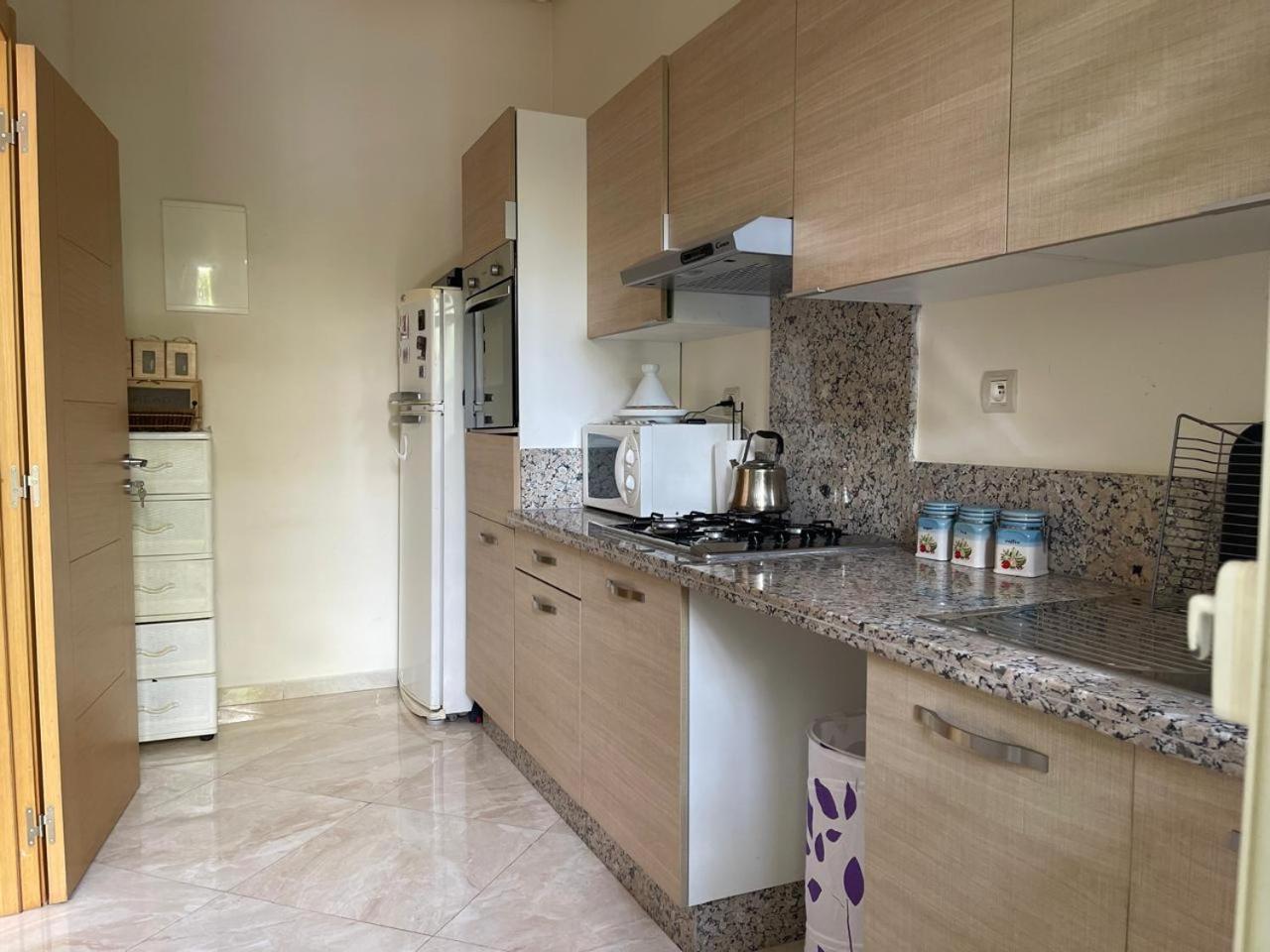 The Garden Corner Apartment Bouznika Luaran gambar